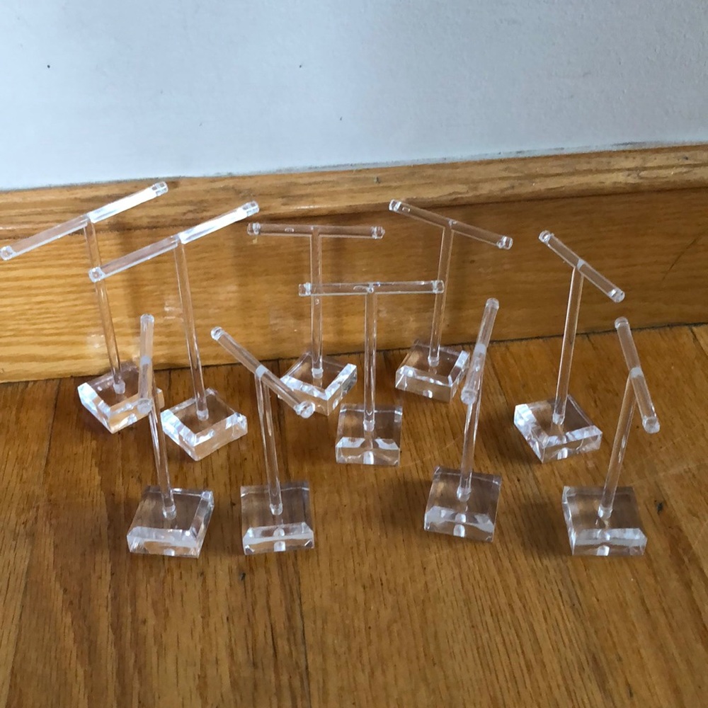 Earring stand